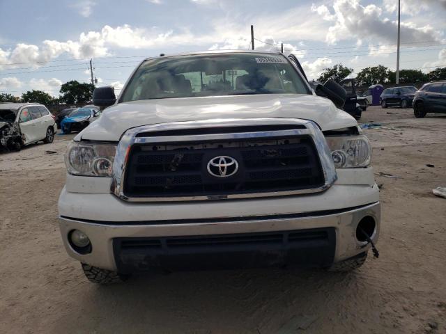 Photo 4 VIN: 5TFRM5F13DX065110 - TOYOTA TUNDRA 