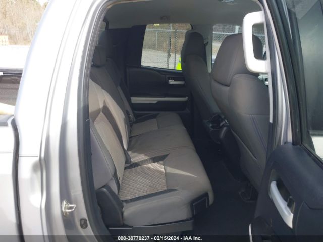 Photo 7 VIN: 5TFRM5F13FX082735 - TOYOTA TUNDRA 