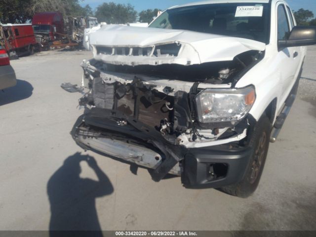 Photo 5 VIN: 5TFRM5F13GX097351 - TOYOTA TUNDRA 2WD TRUCK 