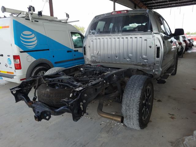 Photo 3 VIN: 5TFRM5F13HX118524 - TOYOTA TUNDRA DOU 