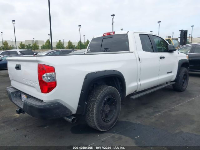 Photo 3 VIN: 5TFRM5F13HX120077 - TOYOTA TUNDRA 