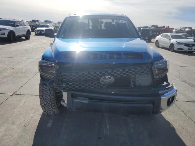 Photo 4 VIN: 5TFRM5F13JX124961 - TOYOTA TUNDRA DOU 