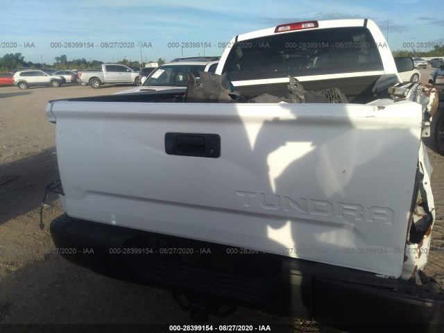 Photo 5 VIN: 5TFRM5F13JX129898 - TOYOTA TUNDRA 2WD 