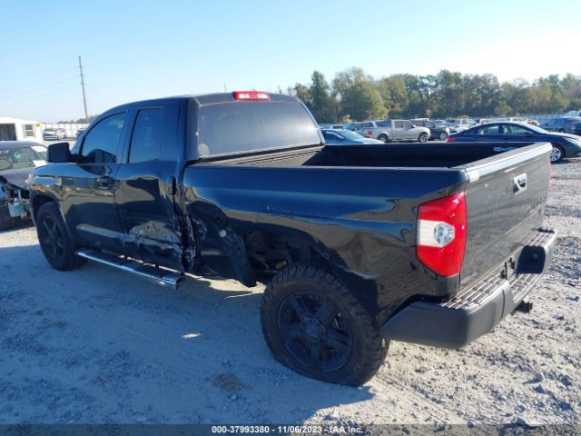 Photo 2 VIN: 5TFRM5F13KX143379 - TOYOTA TUNDRA 