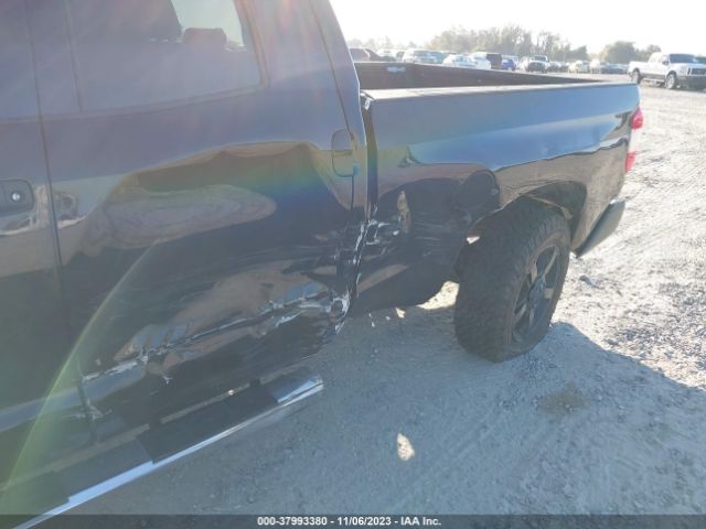 Photo 5 VIN: 5TFRM5F13KX143379 - TOYOTA TUNDRA 