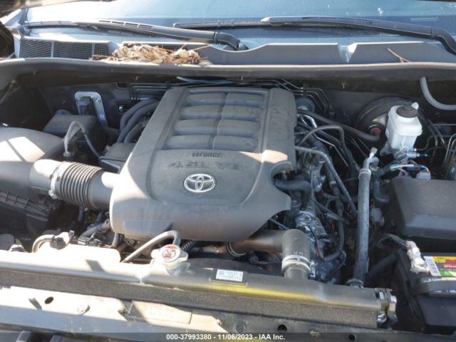 Photo 9 VIN: 5TFRM5F13KX143379 - TOYOTA TUNDRA 