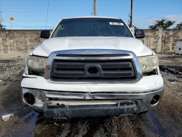 Photo 4 VIN: 5TFRM5F14AX006904 - TOYOTA TUNDRA DOU 