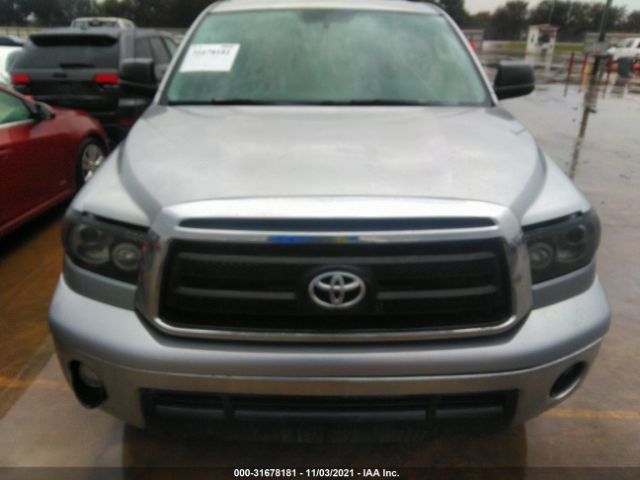 Photo 9 VIN: 5TFRM5F14AX010757 - TOYOTA TUNDRA 2WD TRUCK 