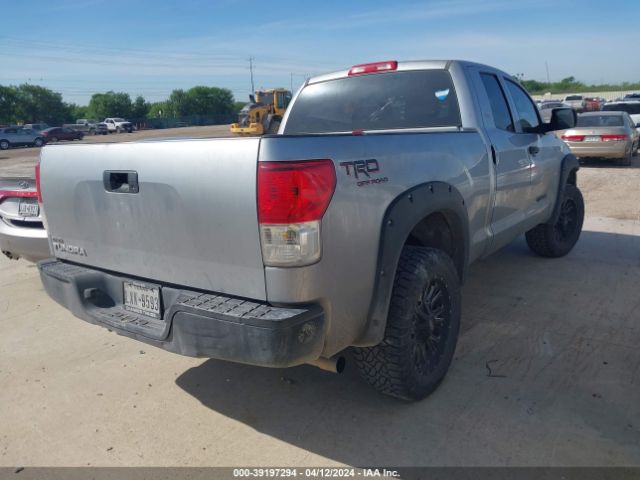 Photo 3 VIN: 5TFRM5F14AX019247 - TOYOTA TUNDRA 