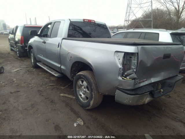 Photo 2 VIN: 5TFRM5F14BX026328 - TOYOTA TUNDRA 2WD TRUCK 