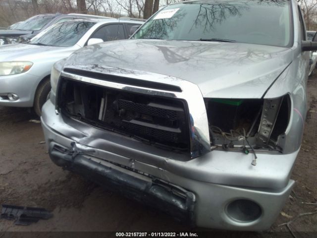 Photo 5 VIN: 5TFRM5F14BX026328 - TOYOTA TUNDRA 2WD TRUCK 