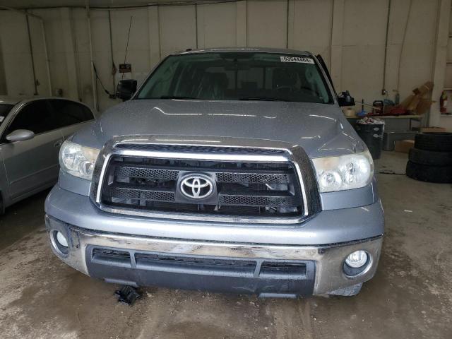 Photo 4 VIN: 5TFRM5F14BX031285 - TOYOTA TUNDRA 