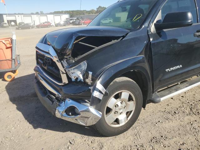 Photo 8 VIN: 5TFRM5F14CX038559 - TOYOTA TUNDRA DOU 