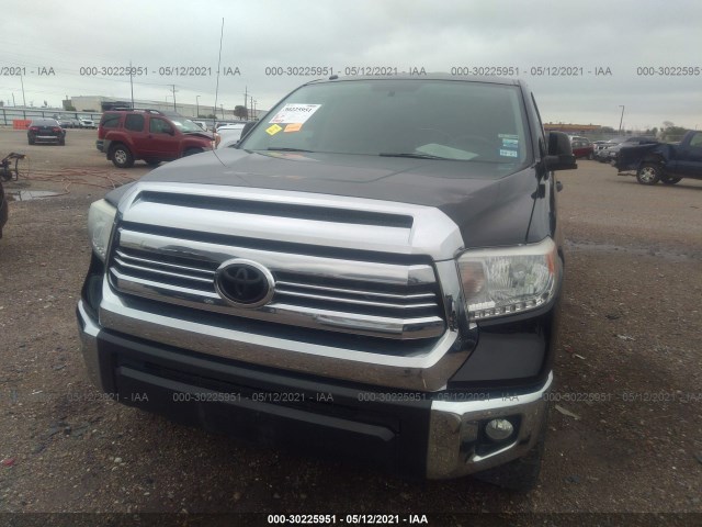 Photo 5 VIN: 5TFRM5F14HX118001 - TOYOTA TUNDRA 2WD 