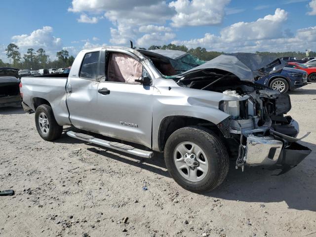 Photo 3 VIN: 5TFRM5F14HX122453 - TOYOTA TUNDRA DOU 