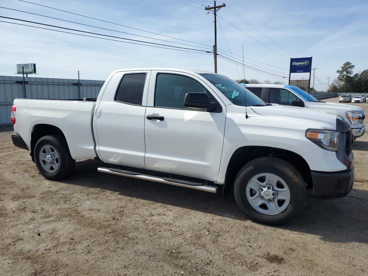 Photo 3 VIN: 5TFRM5F14KX134867 - TOYOTA TUNDRA 