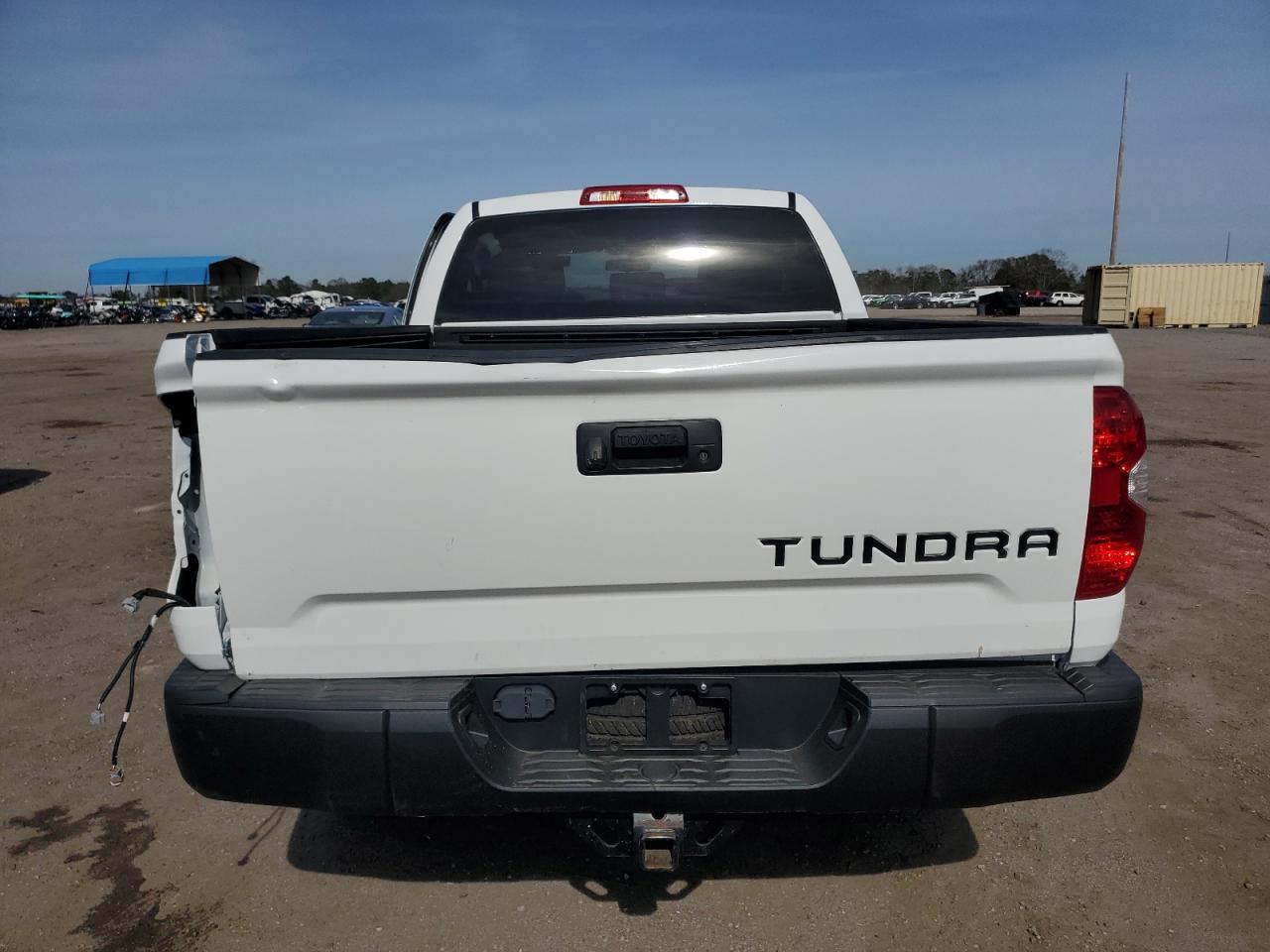 Photo 5 VIN: 5TFRM5F14KX134867 - TOYOTA TUNDRA 