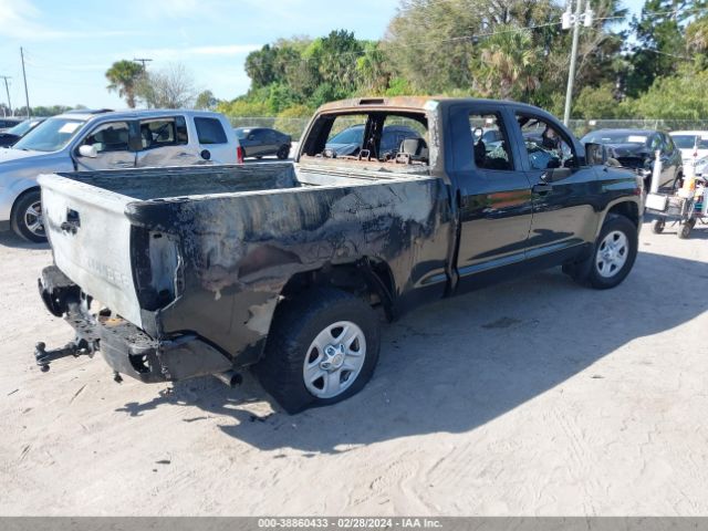 Photo 3 VIN: 5TFRM5F14KX136523 - TOYOTA TUNDRA 