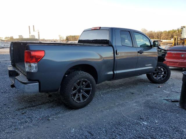 Photo 2 VIN: 5TFRM5F15AX010833 - TOYOTA TUNDRA DOU 