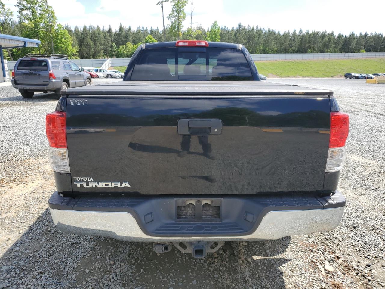 Photo 5 VIN: 5TFRM5F15BX033417 - TOYOTA TUNDRA 