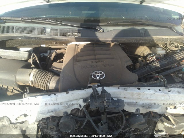 Photo 9 VIN: 5TFRM5F15EX072996 - TOYOTA TUNDRA 2WD TRUCK 