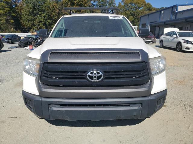 Photo 4 VIN: 5TFRM5F15GX103800 - TOYOTA TUNDRA DOU 