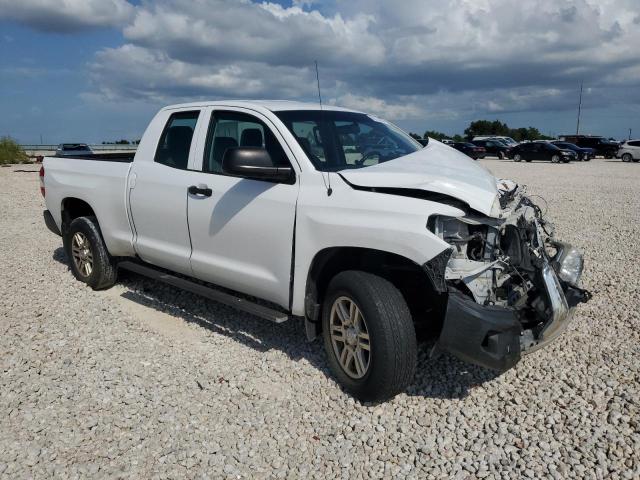 Photo 3 VIN: 5TFRM5F15GX104171 - TOYOTA TUNDRA DOU 