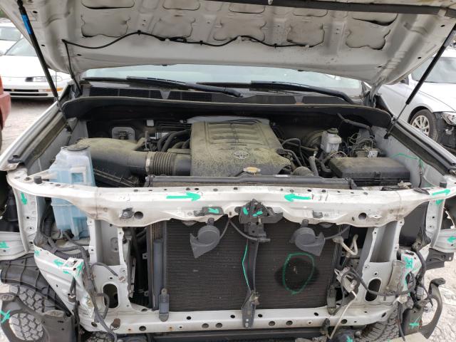 Photo 6 VIN: 5TFRM5F15HX111915 - TOYOTA TUNDRA DOU 