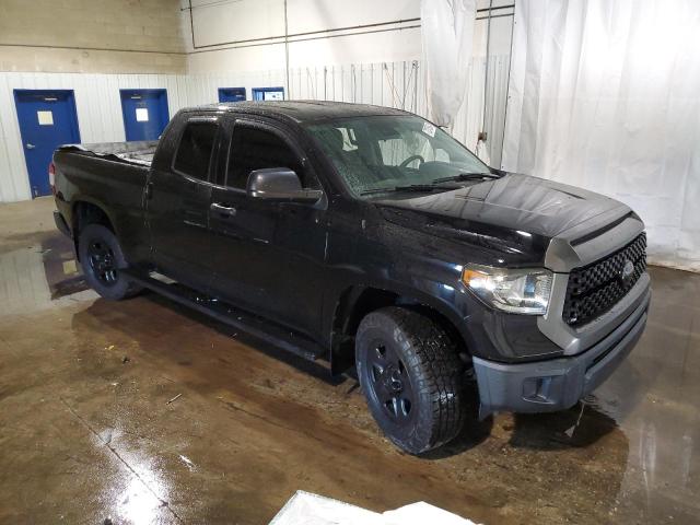 Photo 3 VIN: 5TFRM5F15JX129319 - TOYOTA TUNDRA DOU 