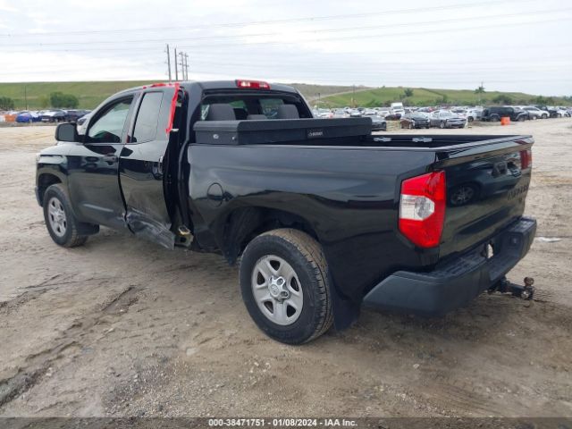 Photo 2 VIN: 5TFRM5F15KX143481 - TOYOTA TUNDRA 