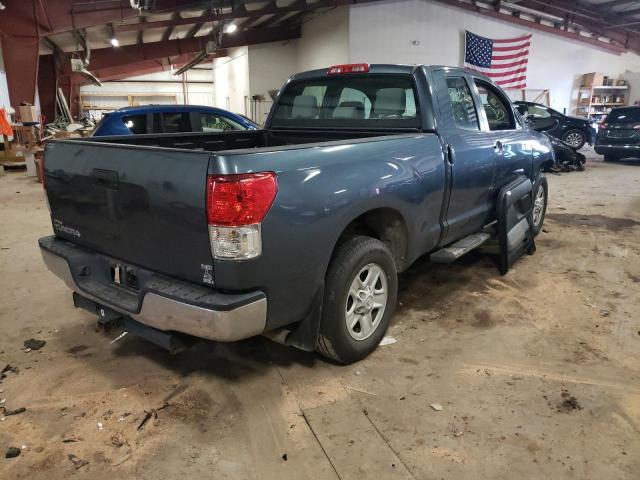 Photo 3 VIN: 5TFRM5F16AX001574 - TOYOTA TUNDRA DOU 