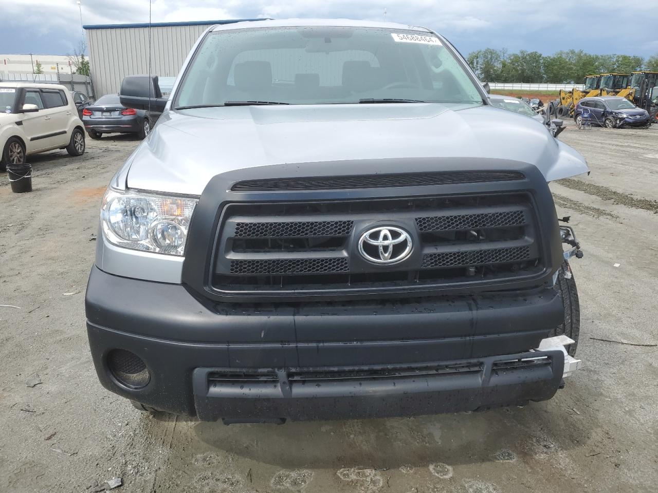 Photo 4 VIN: 5TFRM5F16BX029800 - TOYOTA TUNDRA 