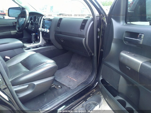 Photo 4 VIN: 5TFRM5F16BX031188 - TOYOTA TUNDRA 2WD TRUCK 