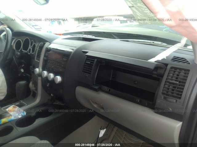 Photo 4 VIN: 5TFRM5F16BX031451 - TOYOTA TUNDRA 2WD TRUCK 