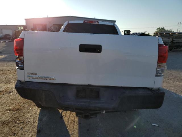 Photo 5 VIN: 5TFRM5F16CX044458 - TOYOTA TUNDRA DOU 