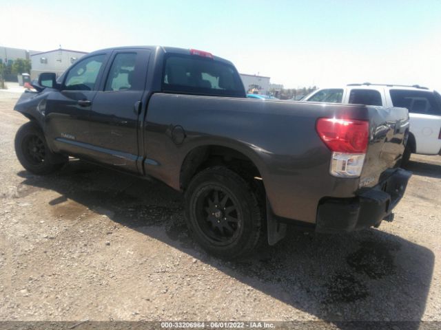 Photo 2 VIN: 5TFRM5F16CX044718 - TOYOTA TUNDRA 2WD TRUCK 