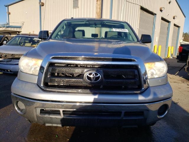 Photo 4 VIN: 5TFRM5F16DX061827 - TOYOTA TUNDRA 