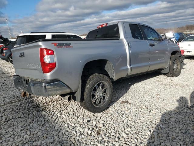 Photo 2 VIN: 5TFRM5F16FX085869 - TOYOTA TUNDRA DOU 