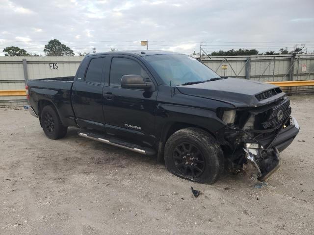 Photo 3 VIN: 5TFRM5F16JX124145 - TOYOTA TUNDRA DOU 