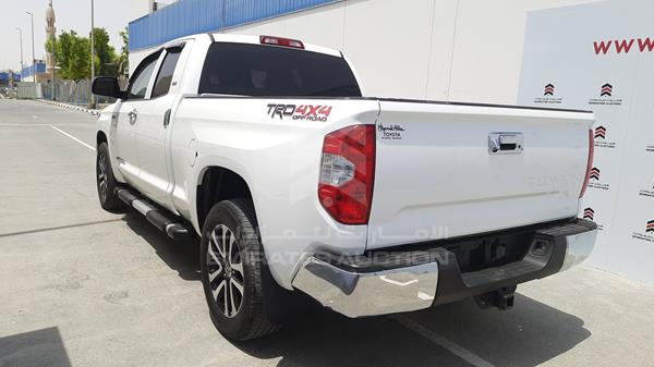 Photo 5 VIN: 5TFRM5F16JX129085 - TOYOTA TUNDRA 