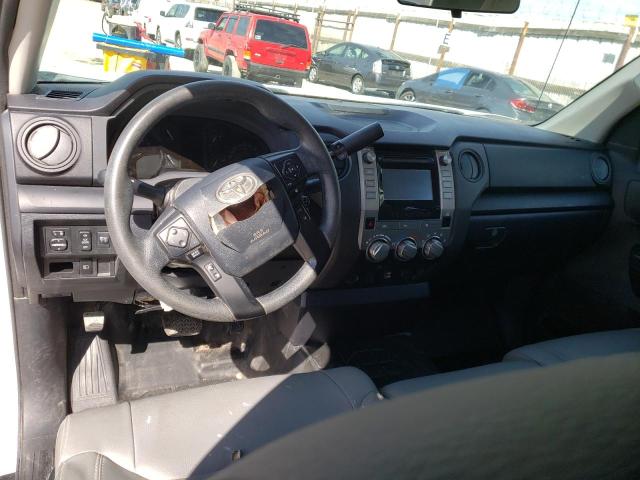 Photo 8 VIN: 5TFRM5F16JX133721 - TOYOTA TUNDRA DOU 