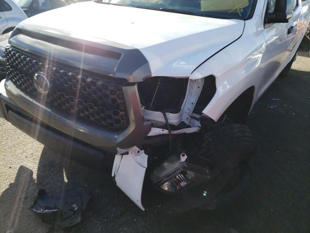 Photo 8 VIN: 5TFRM5F16JX133721 - TOYOTA TUNDRA DOU 