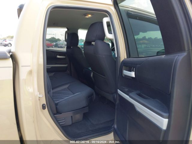 Photo 7 VIN: 5TFRM5F16KX142663 - TOYOTA TUNDRA 