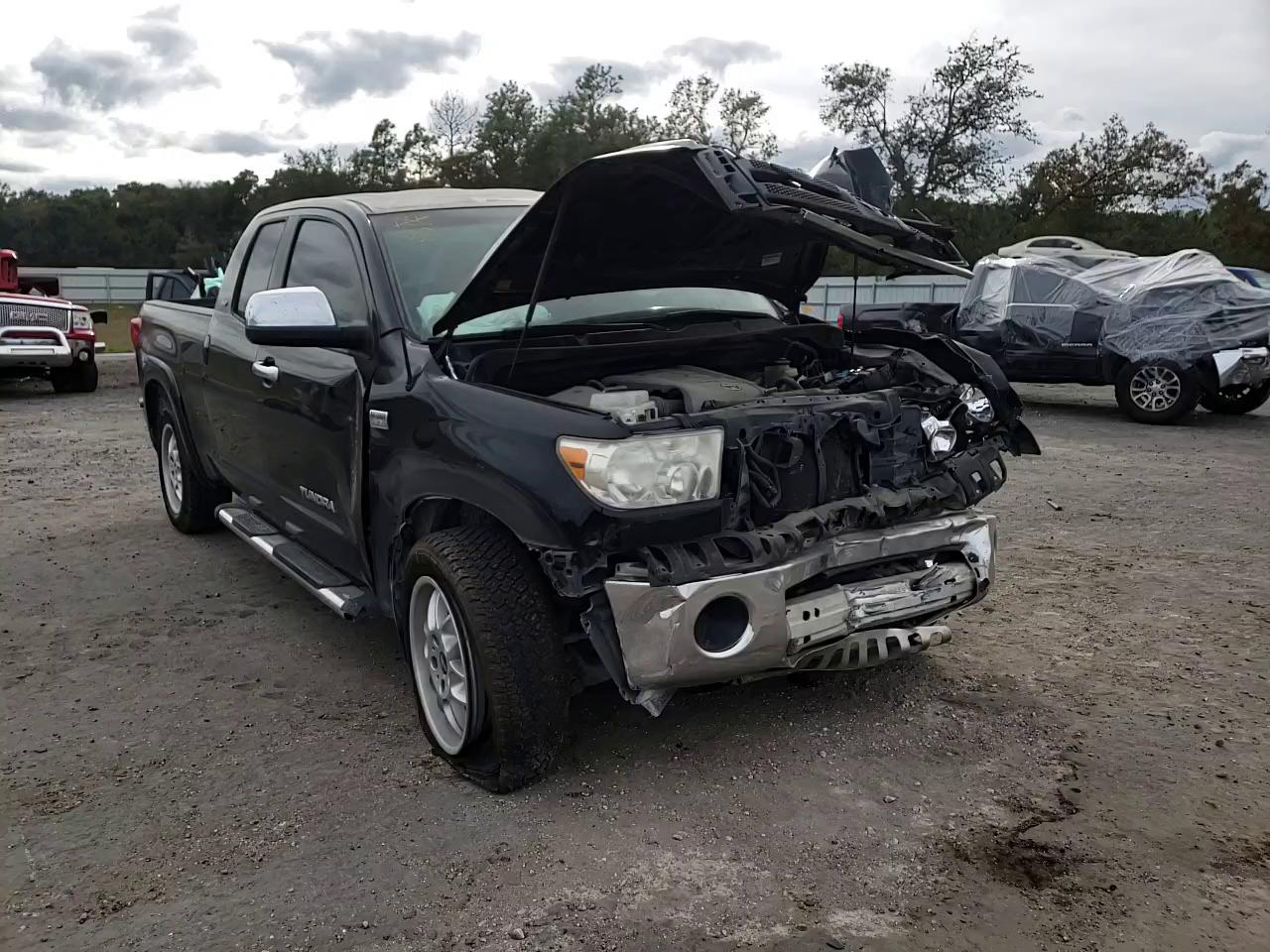 Photo 10 VIN: 5TFRM5F17AX007643 - TOYOTA TUNDRA DOU 