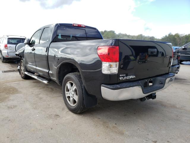 Photo 2 VIN: 5TFRM5F17BX022578 - TOYOTA TUNDRA DOU 