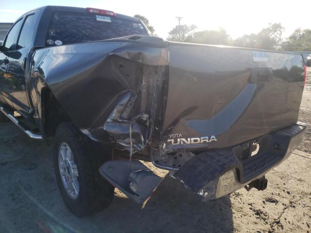 Photo 8 VIN: 5TFRM5F17BX025142 - TOYOTA TUNDRA DOU 