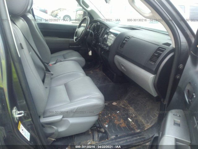 Photo 4 VIN: 5TFRM5F17BX032222 - TOYOTA TUNDRA 2WD TRUCK 