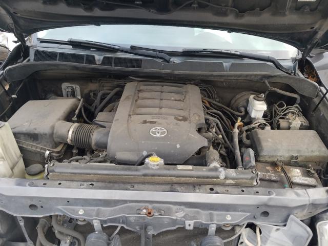 Photo 6 VIN: 5TFRM5F17BX034763 - TOYOTA TUNDRA DOU 