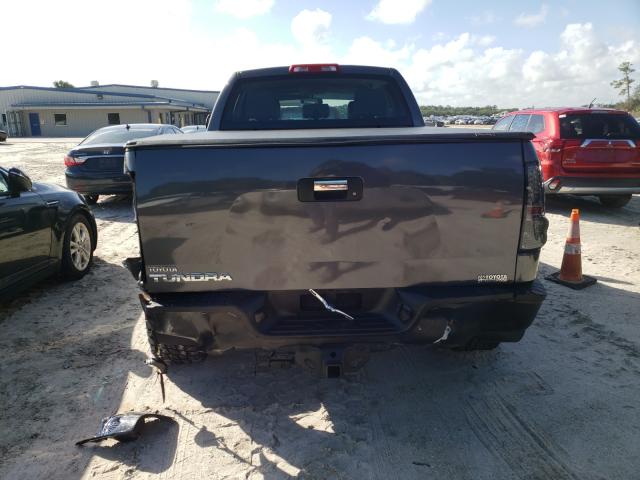 Photo 8 VIN: 5TFRM5F17CX044856 - TOYOTA TUNDRA DOU 