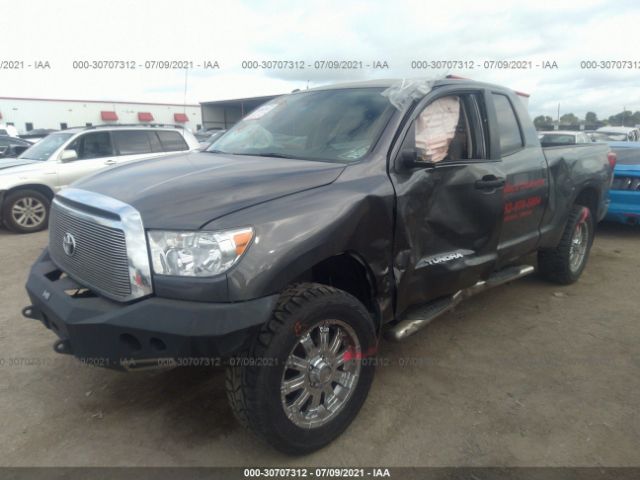 Photo 5 VIN: 5TFRM5F17CX045778 - TOYOTA TUNDRA 2WD TRUCK 